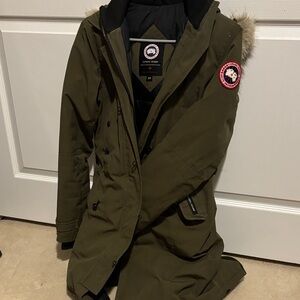 Canada Goose Women's Green Parka Jacket